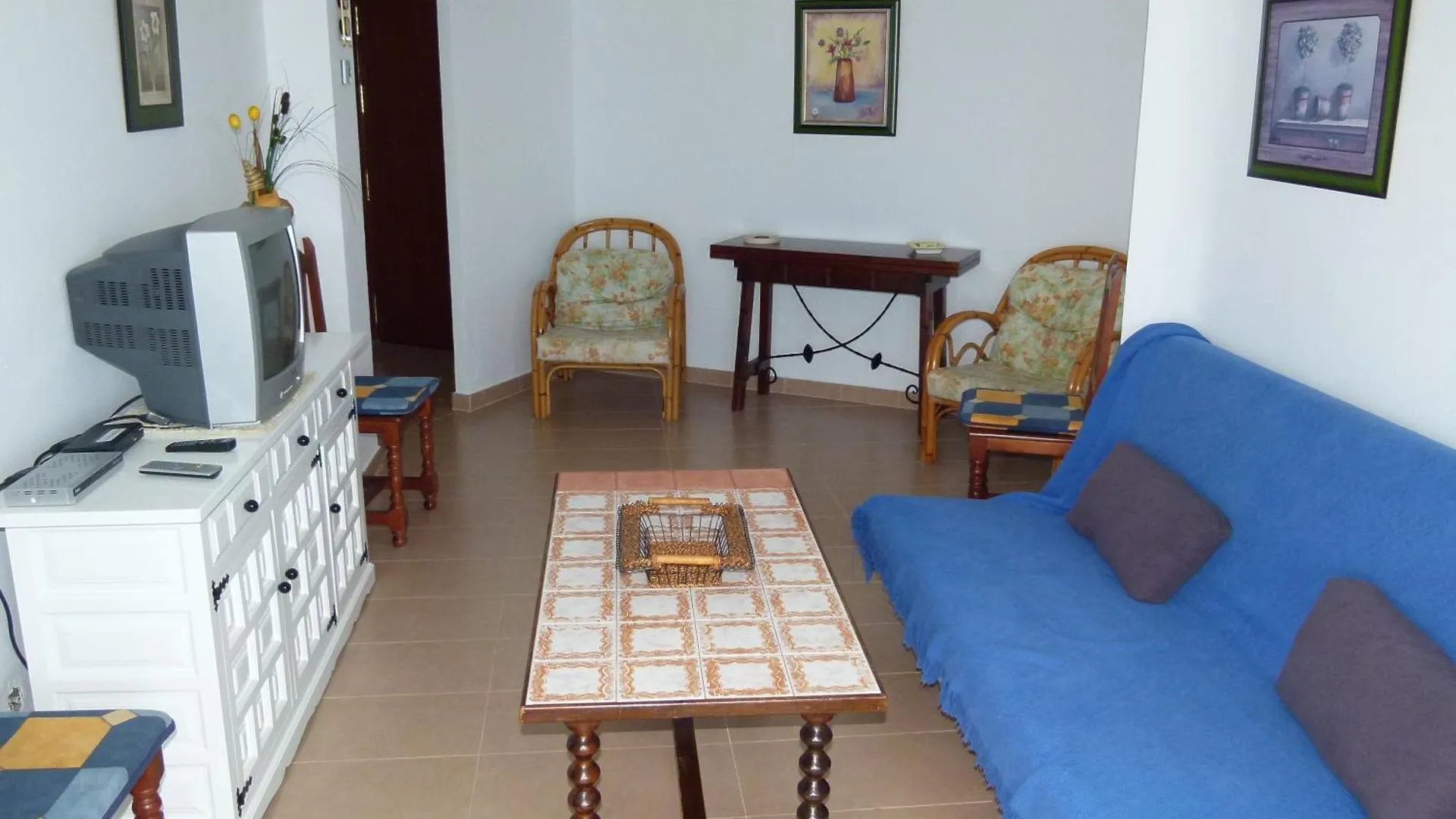 Apartamentos Intercentro Algarrobo-Costa Apartamentos Turisticos -Inmobiliaria Spain