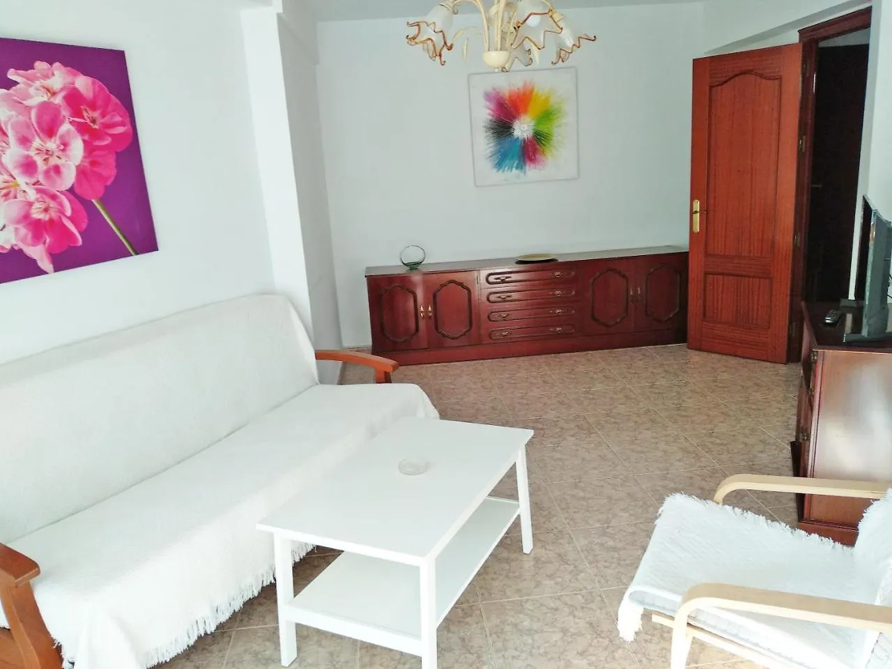 Apartamentos Intercentro Algarrobo-Costa Apartamentos Turisticos -Inmobiliaria